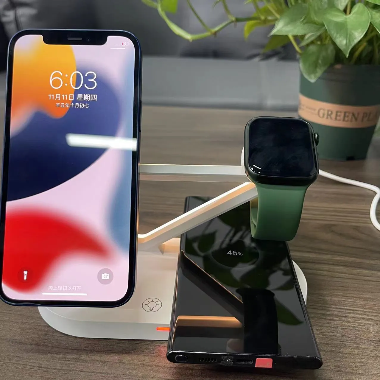 15W five-in-one Magnetic Wireless Charger for Apple iPhone13/12 Magnetic Watch S7airpods