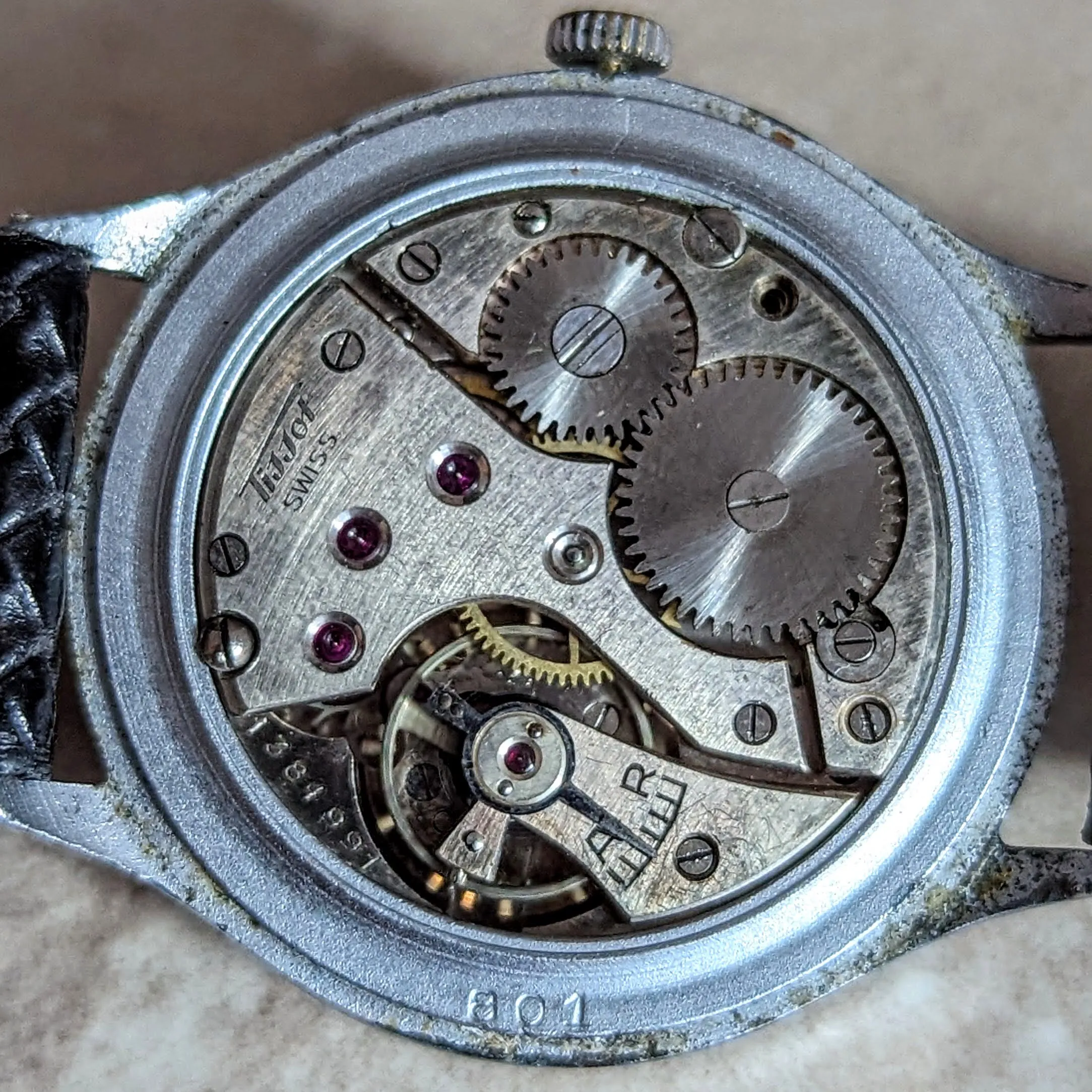 1943 TISSOT Antimagnetique Wristwatch Jumbo Case 35mm Swiss Watch