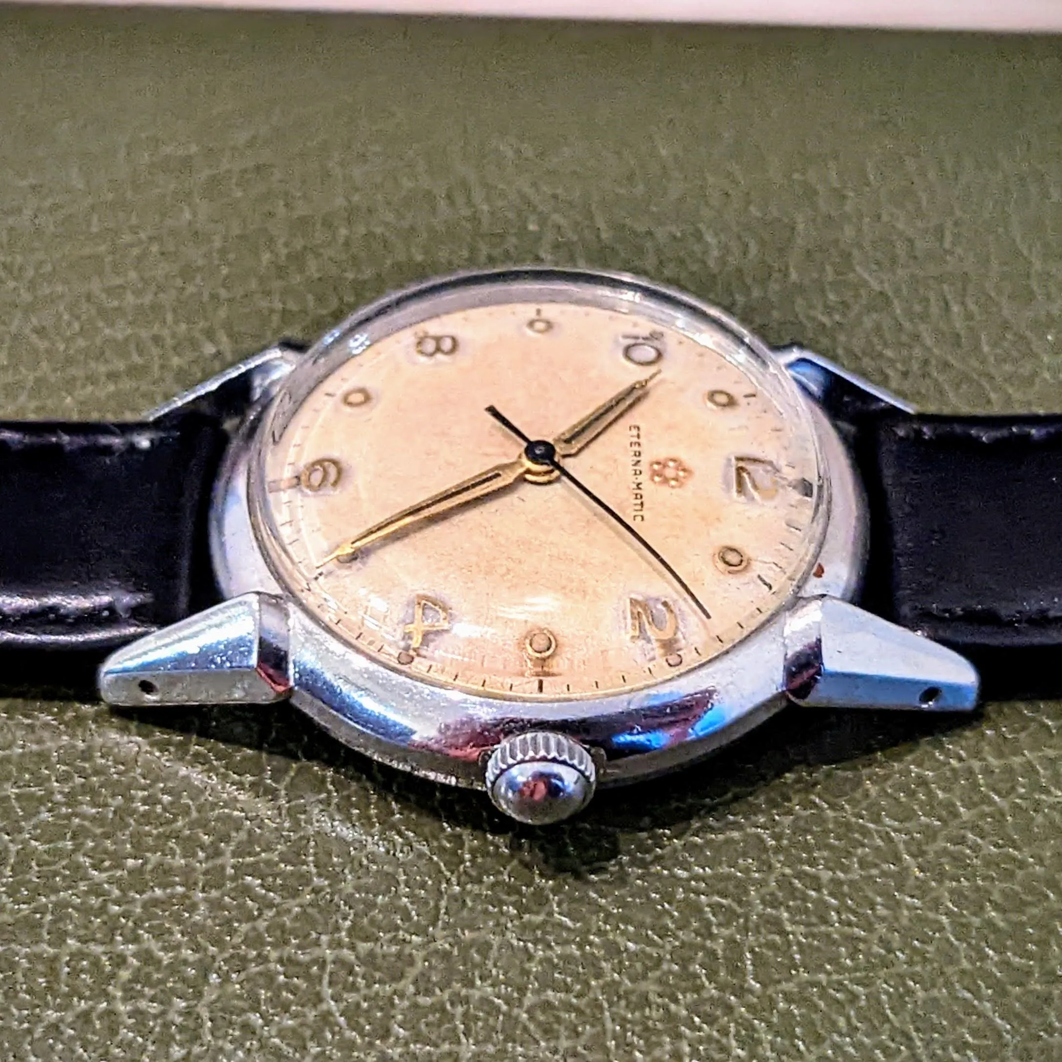 1950s ETERNA-MATIC Watch Vintage Automatic Wristwatch Fancy Lugs! - Box   Papers!