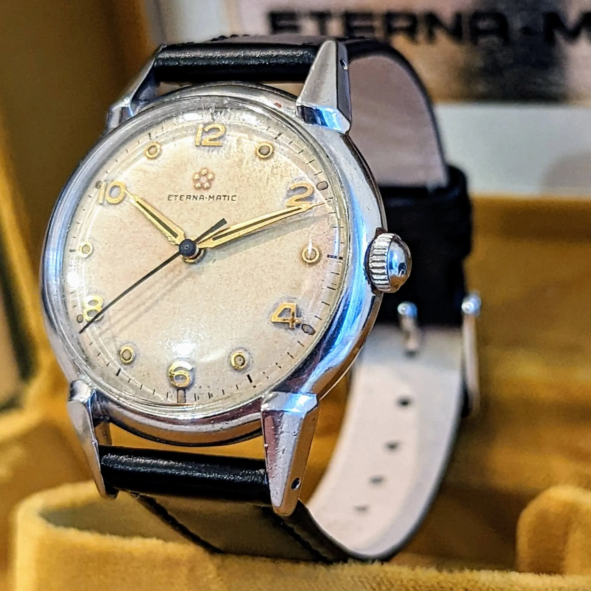 1950s ETERNA-MATIC Watch Vintage Automatic Wristwatch Fancy Lugs! - Box   Papers!