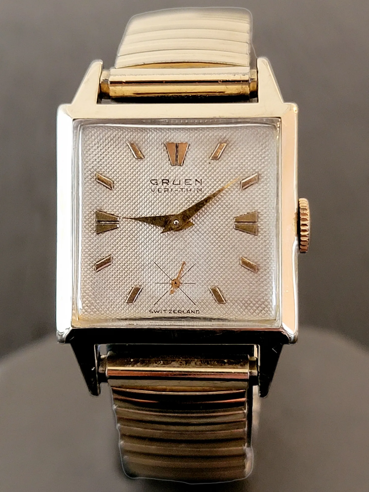 1952 GRUEN Veri-Thin Watch 17 Jewels Cal. 415 Swiss