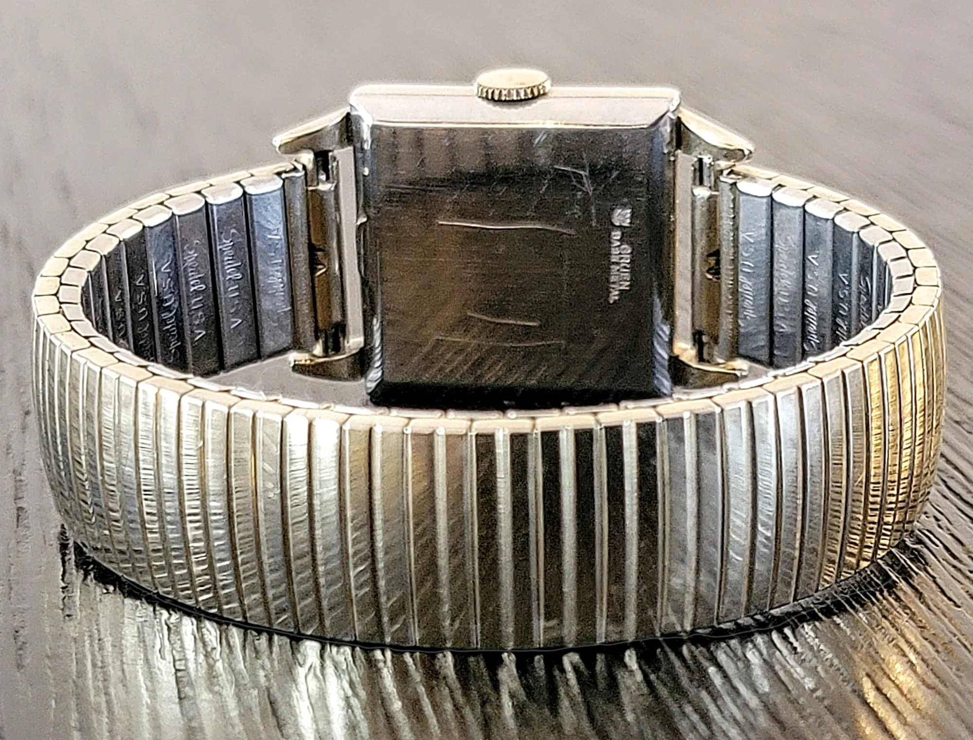 1952 GRUEN Veri-Thin Watch 17 Jewels Cal. 415 Swiss