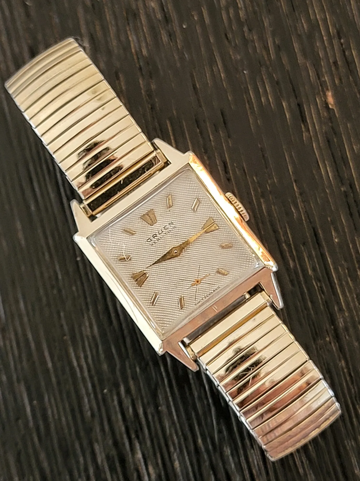 1952 GRUEN Veri-Thin Watch 17 Jewels Cal. 415 Swiss