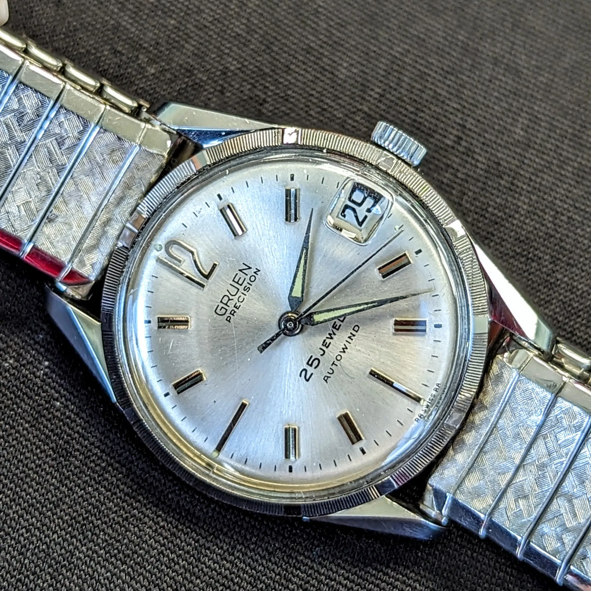 1960's GRUEN Precision Autowind Wristwatch 25 Jewels Cal. 712CA Swiss Made Watch