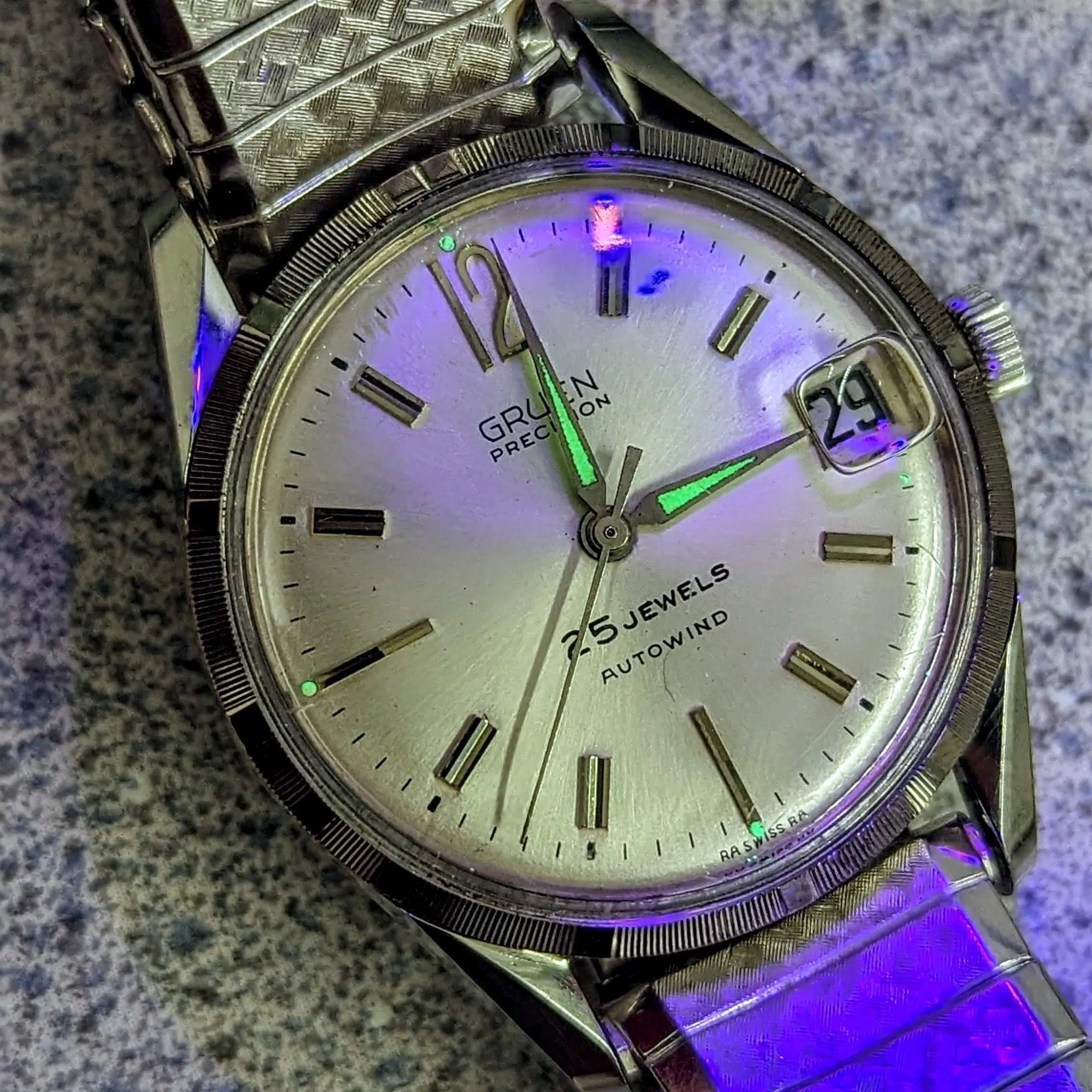 1960's GRUEN Precision Autowind Wristwatch 25 Jewels Cal. 712CA Swiss Made Watch
