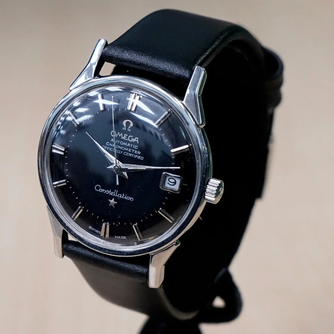 1962 OMEGA Constellation Calendar Watch Ref. 14902 Cal. 561 Black "Pie-Pan" Dial - IN BOX!