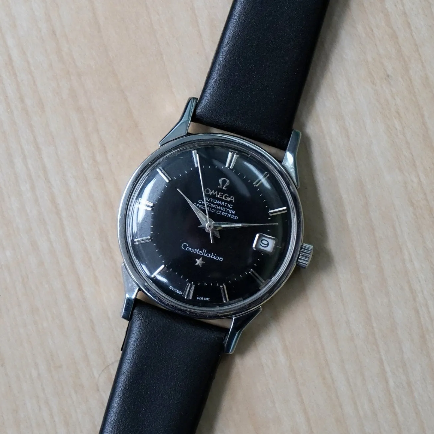 1962 OMEGA Constellation Calendar Watch Ref. 14902 Cal. 561 Black "Pie-Pan" Dial - IN BOX!