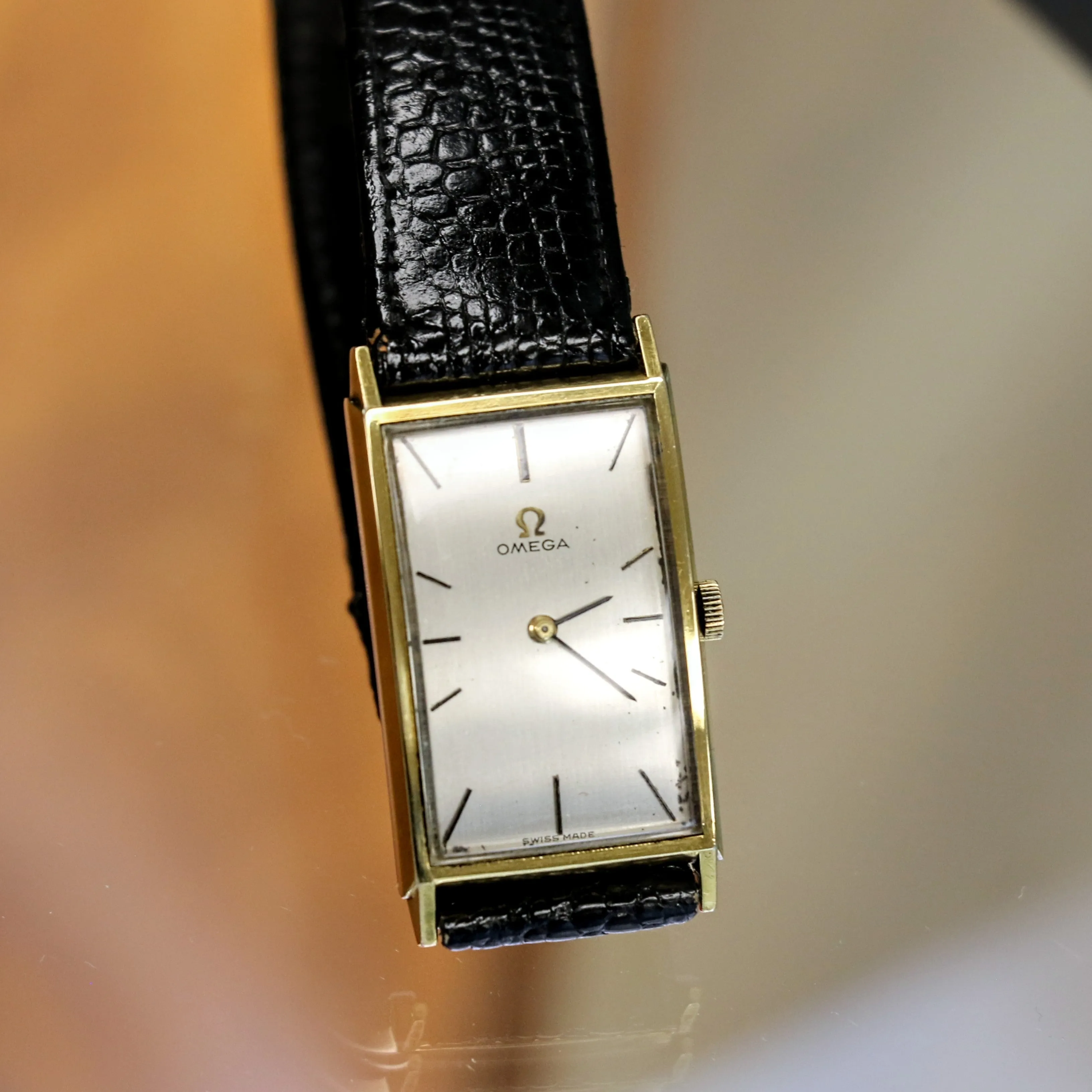 1965 OMEGA Jumbo Tank Wristwatch Ref. 111.016 Swiss Made 17 Jewels Cal. 620 Vintage Watch