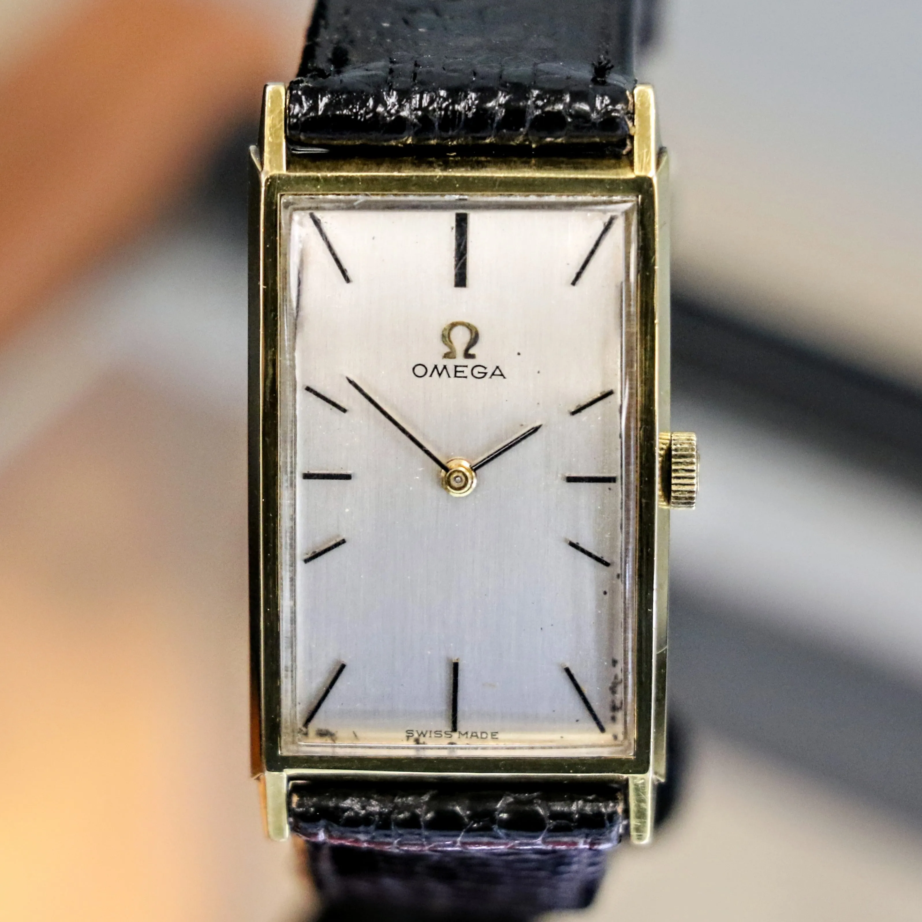 1965 OMEGA Jumbo Tank Wristwatch Ref. 111.016 Swiss Made 17 Jewels Cal. 620 Vintage Watch
