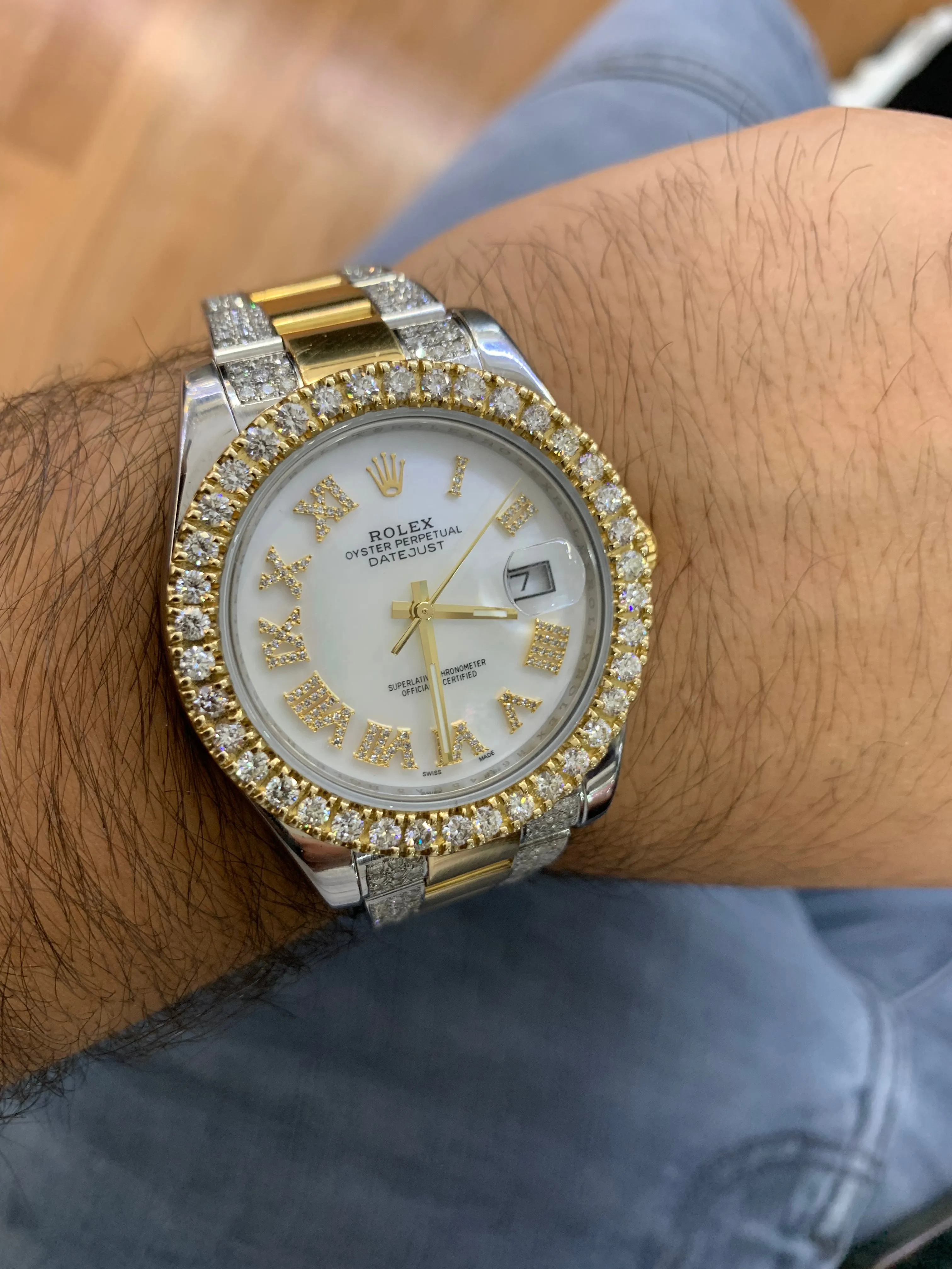41mm Rolex Datejust Diamond Watch with Two-tone Oyster Band (Mother of pearl ( MOP ) factory Roman dial) (Model number: 116333)