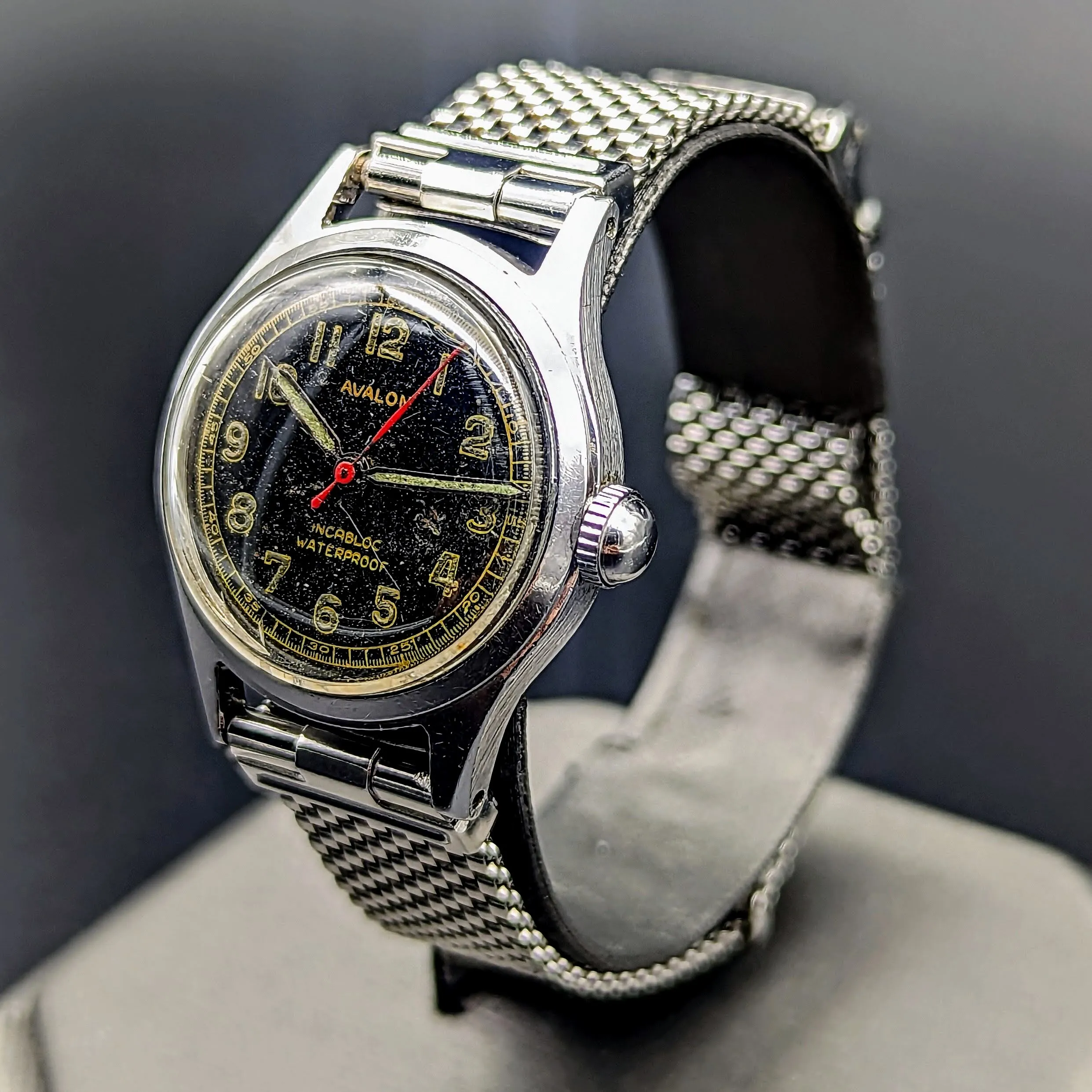 AVALON Wristwatch Vintage Military Style Incabloc Swiss 17 Jewels Watch