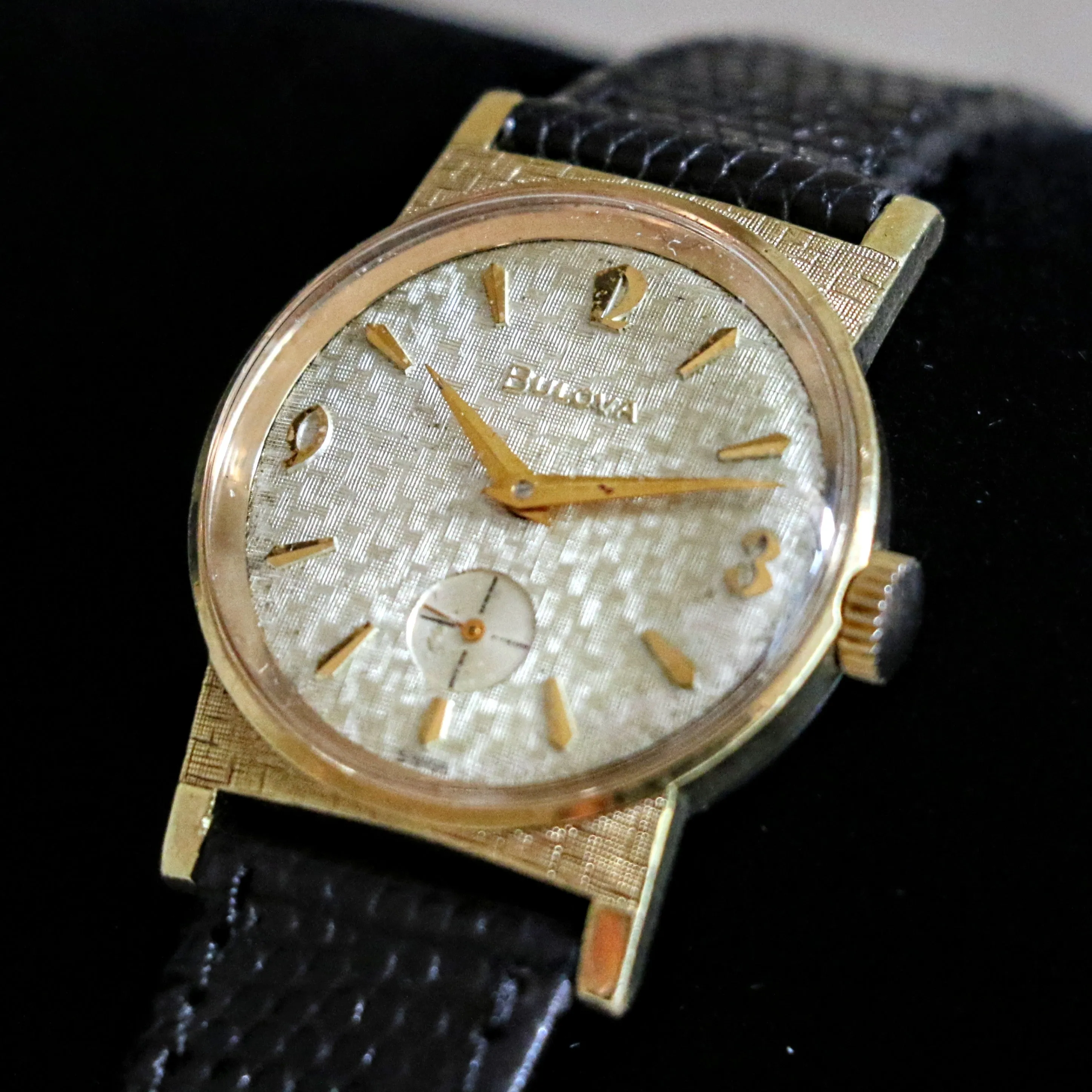 BULOVA 1965 American Eagle "D" Watch 17 Jewels Swiss Made Vintage Wristwatch