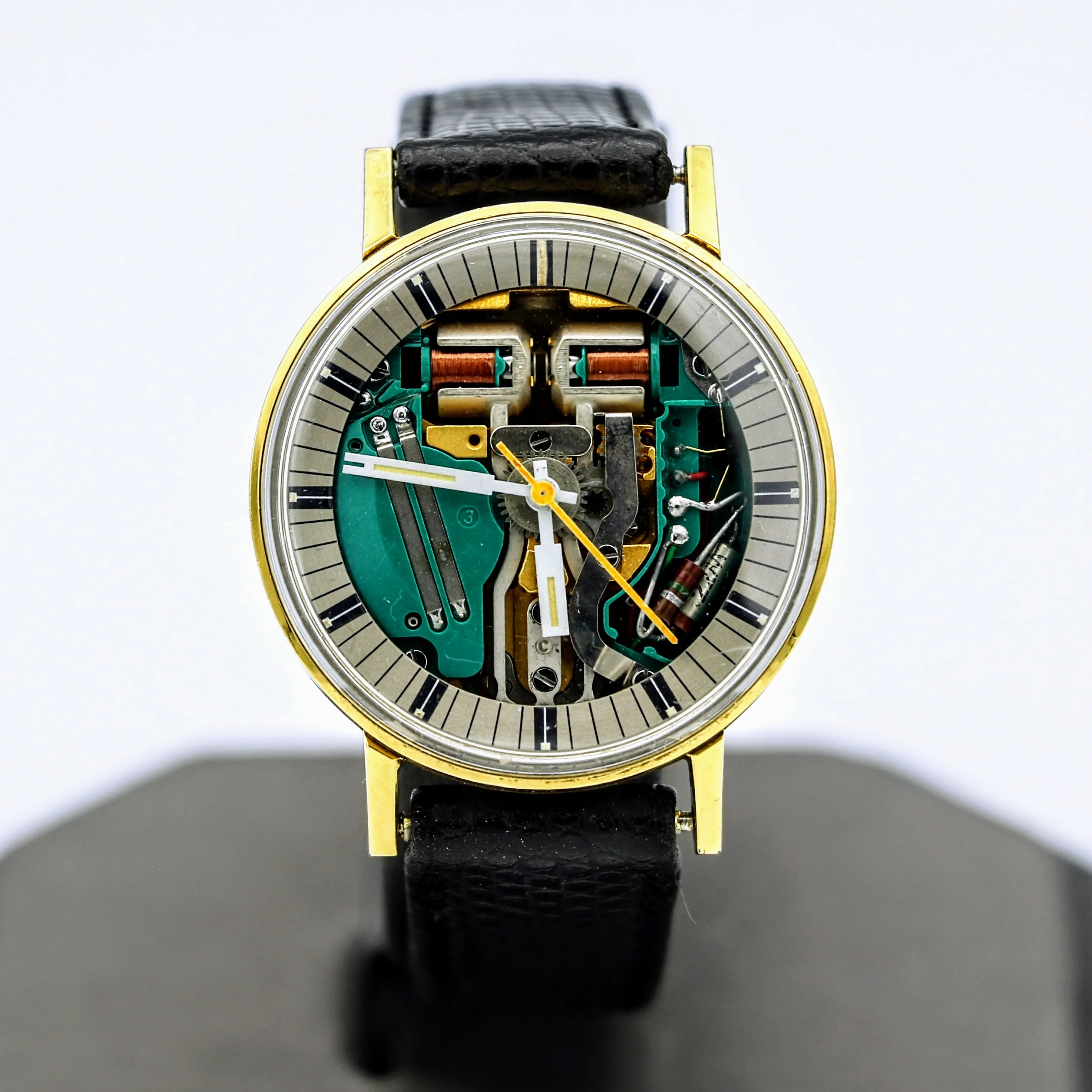 BULOVA Accutron SpaceView Writswatch Electronically Controlled 214 Tuning Fork Watch