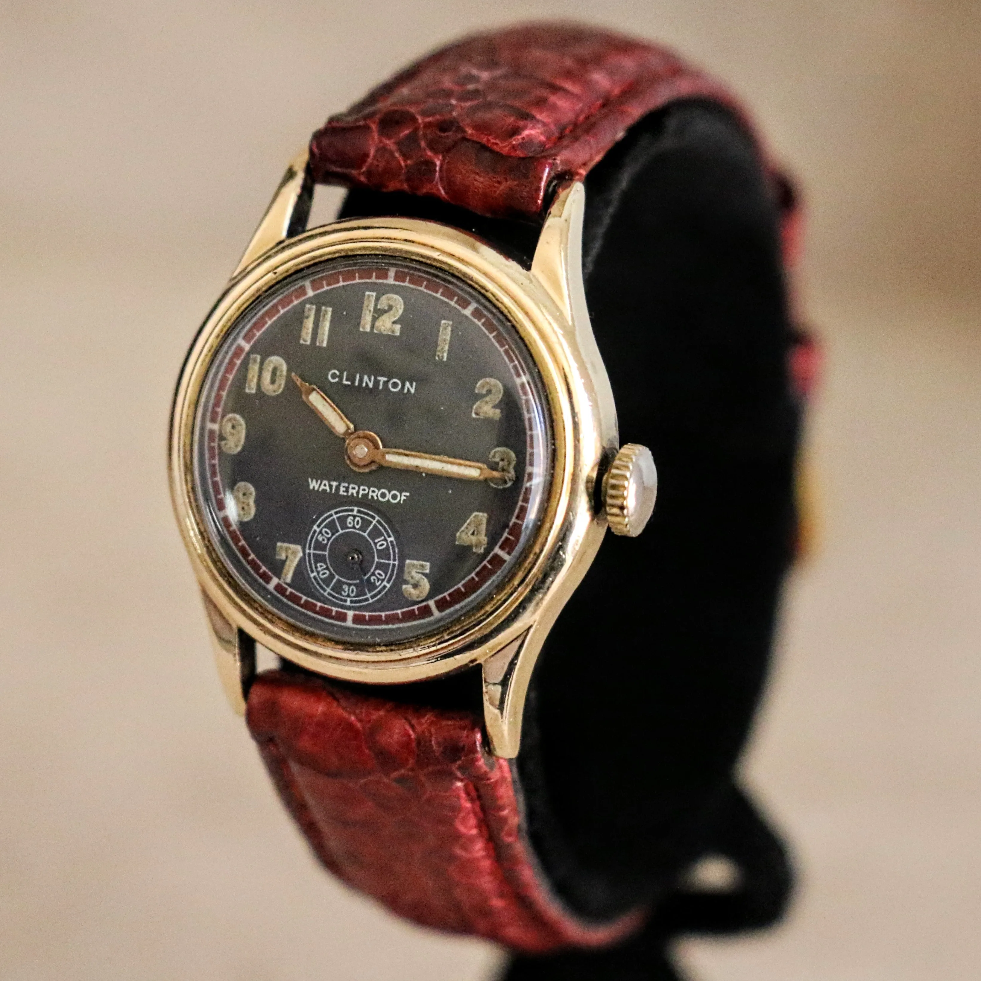 CLINTON Waterproof Wristwatch Grey Dial 17 Jewels 29mm Swiss Made Watch