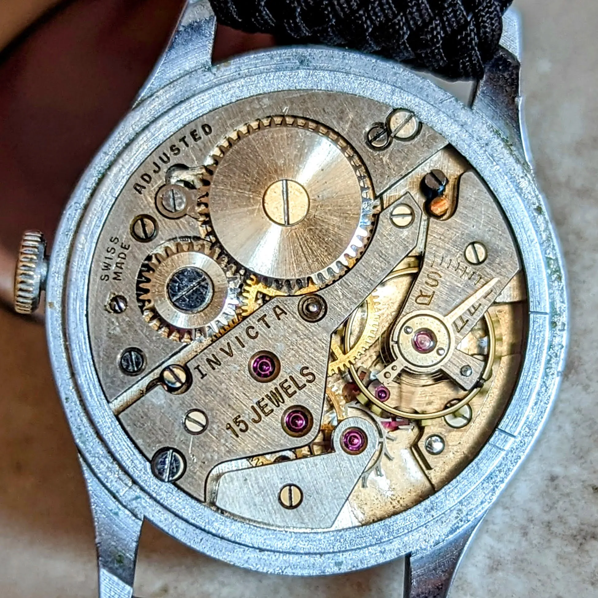 INVICTA Military Wristwatch 15 Jewels Cal. 114 Adjusted Swiss 1950's Vintage Watch