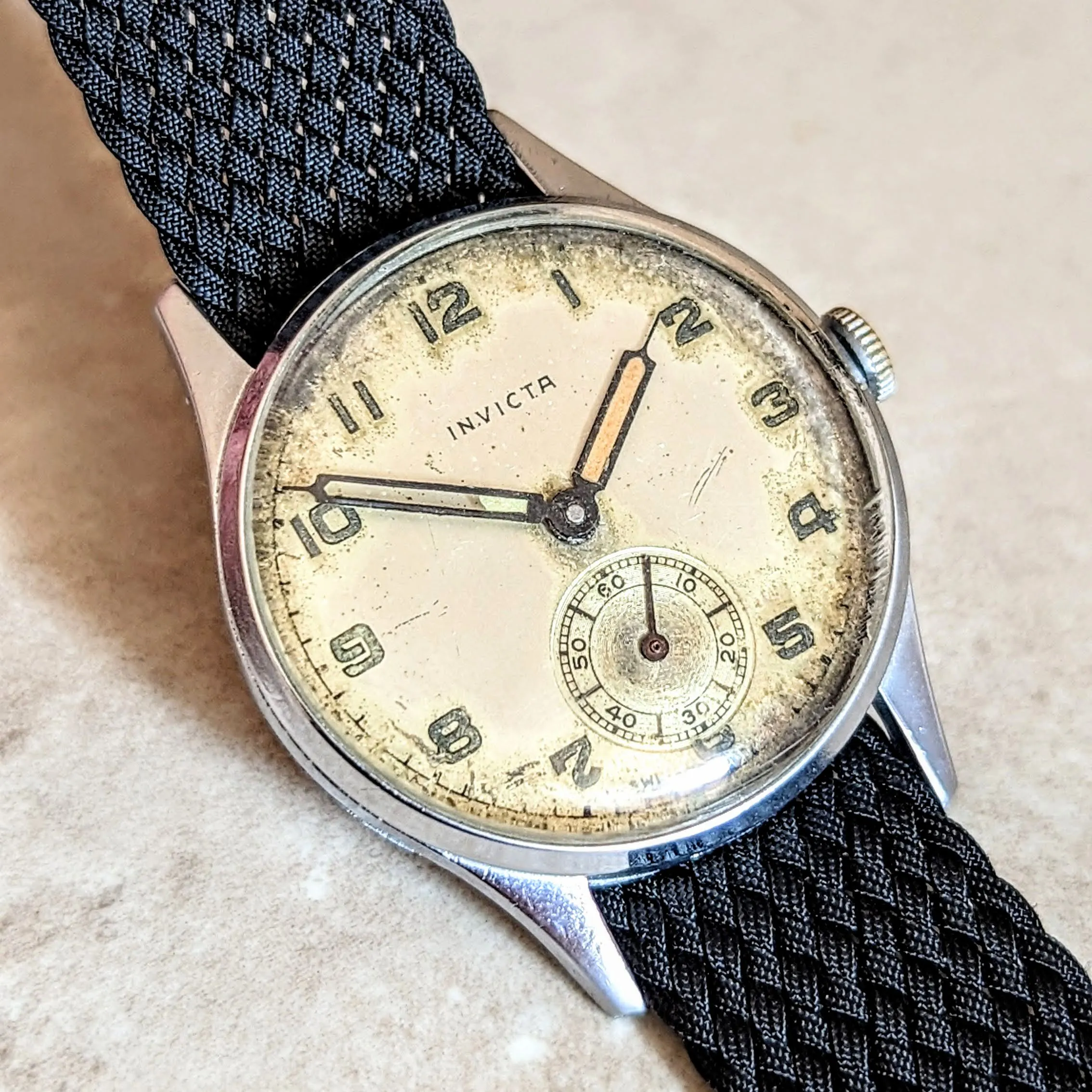 INVICTA Military Wristwatch 15 Jewels Cal. 114 Adjusted Swiss 1950's Vintage Watch