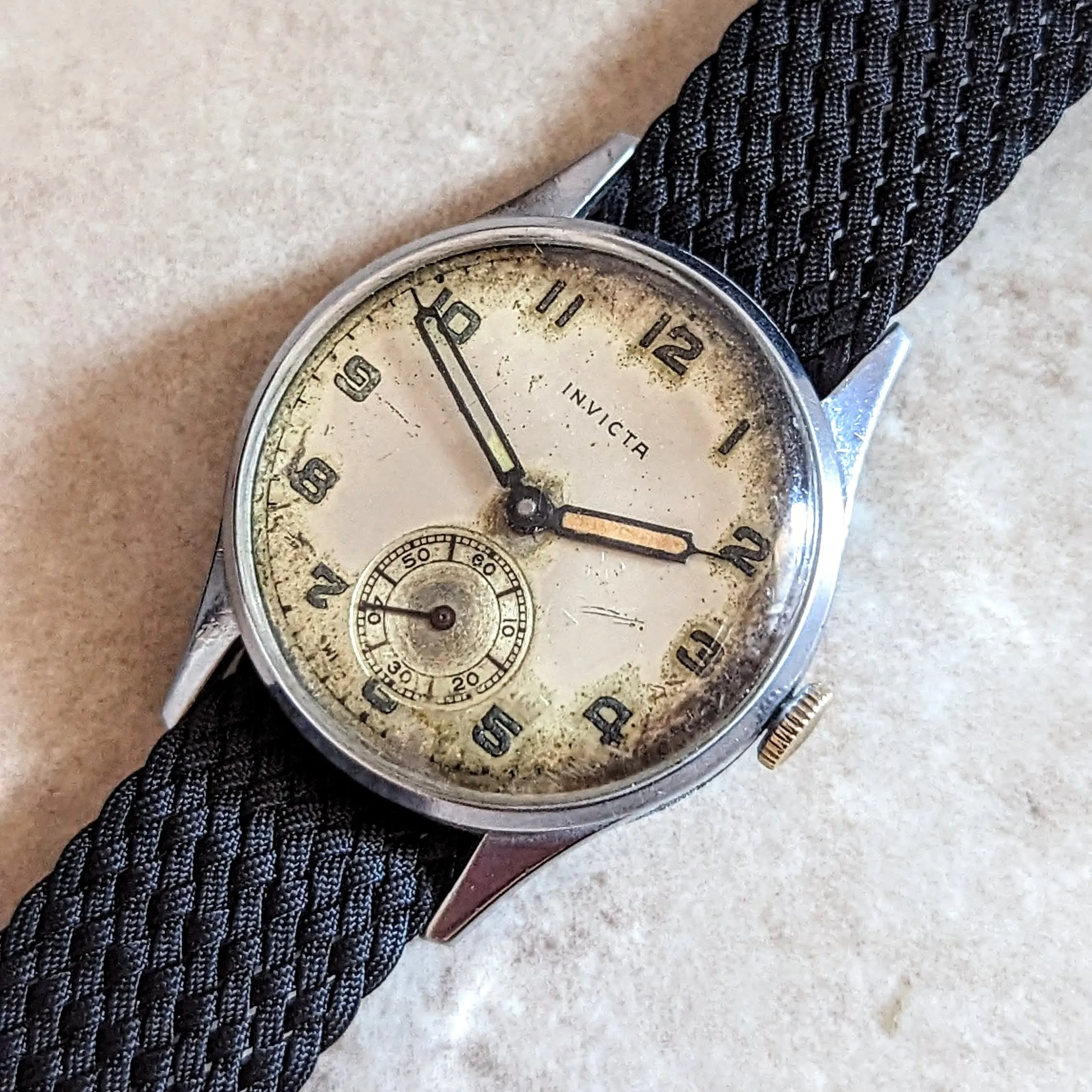 INVICTA Military Wristwatch 15 Jewels Cal. 114 Adjusted Swiss 1950's Vintage Watch