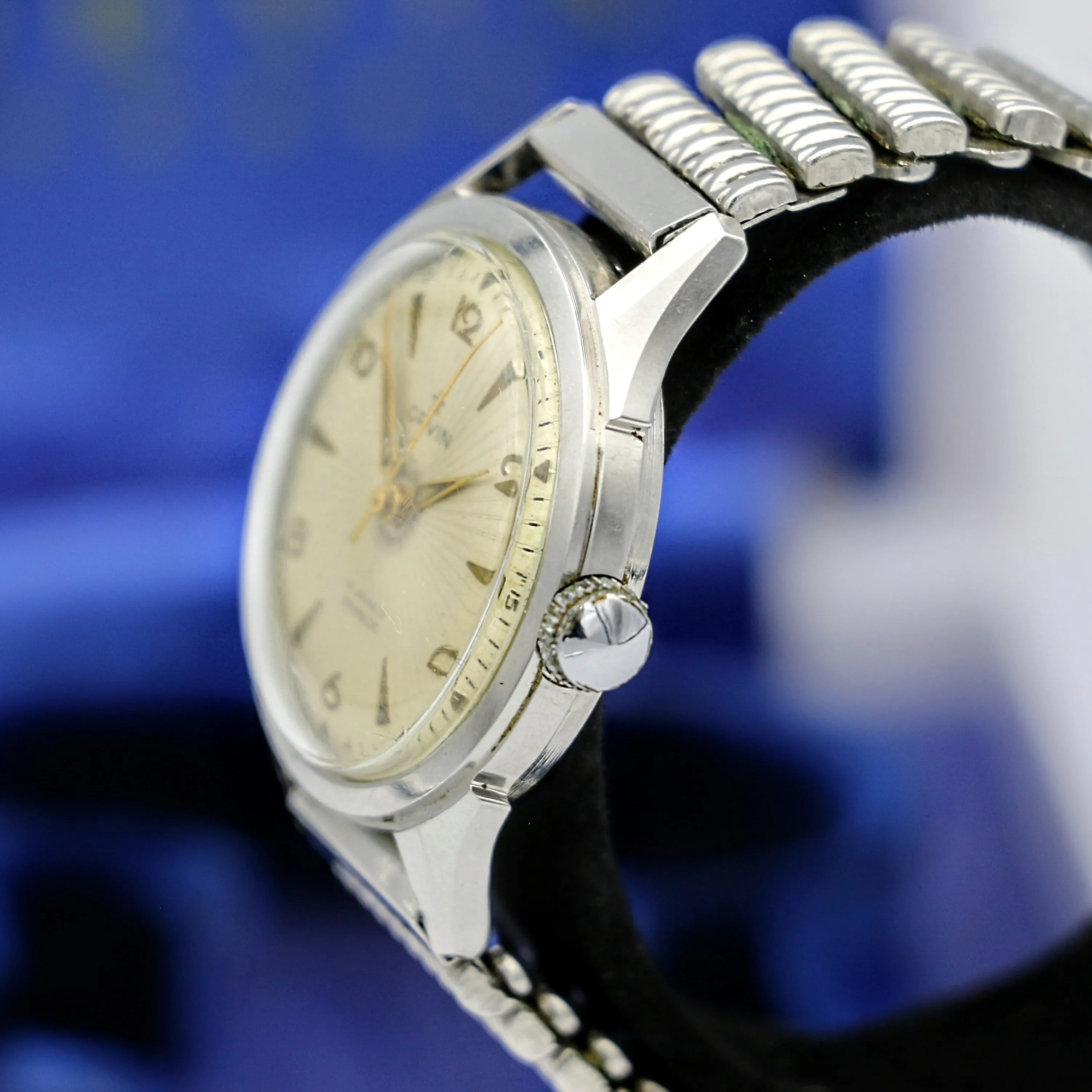 ORVIN Incabloc Watch 17 Jewels 32mm France Made Wristwatch Original Box!