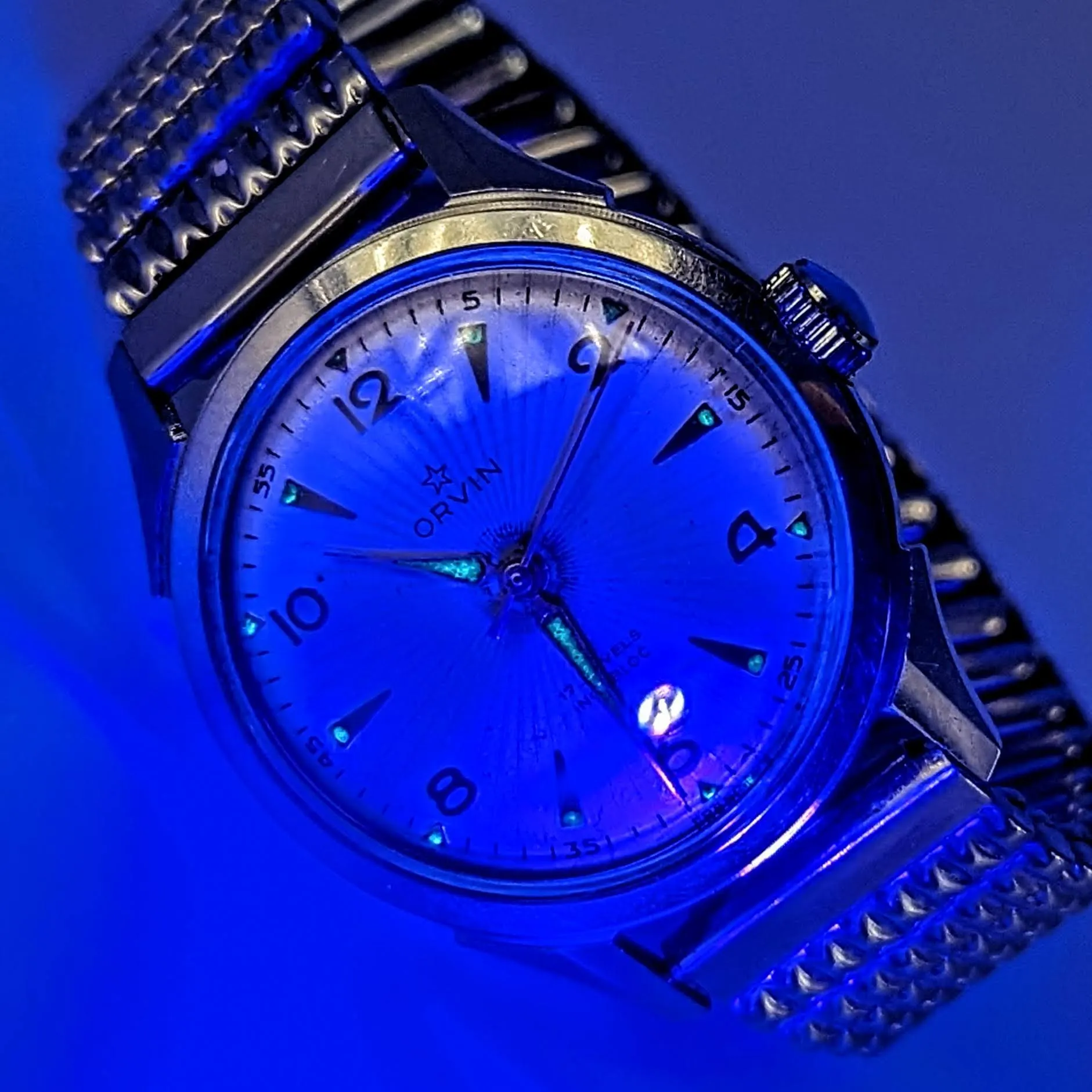 ORVIN Incabloc Watch 17 Jewels 32mm France Made Wristwatch Original Box!