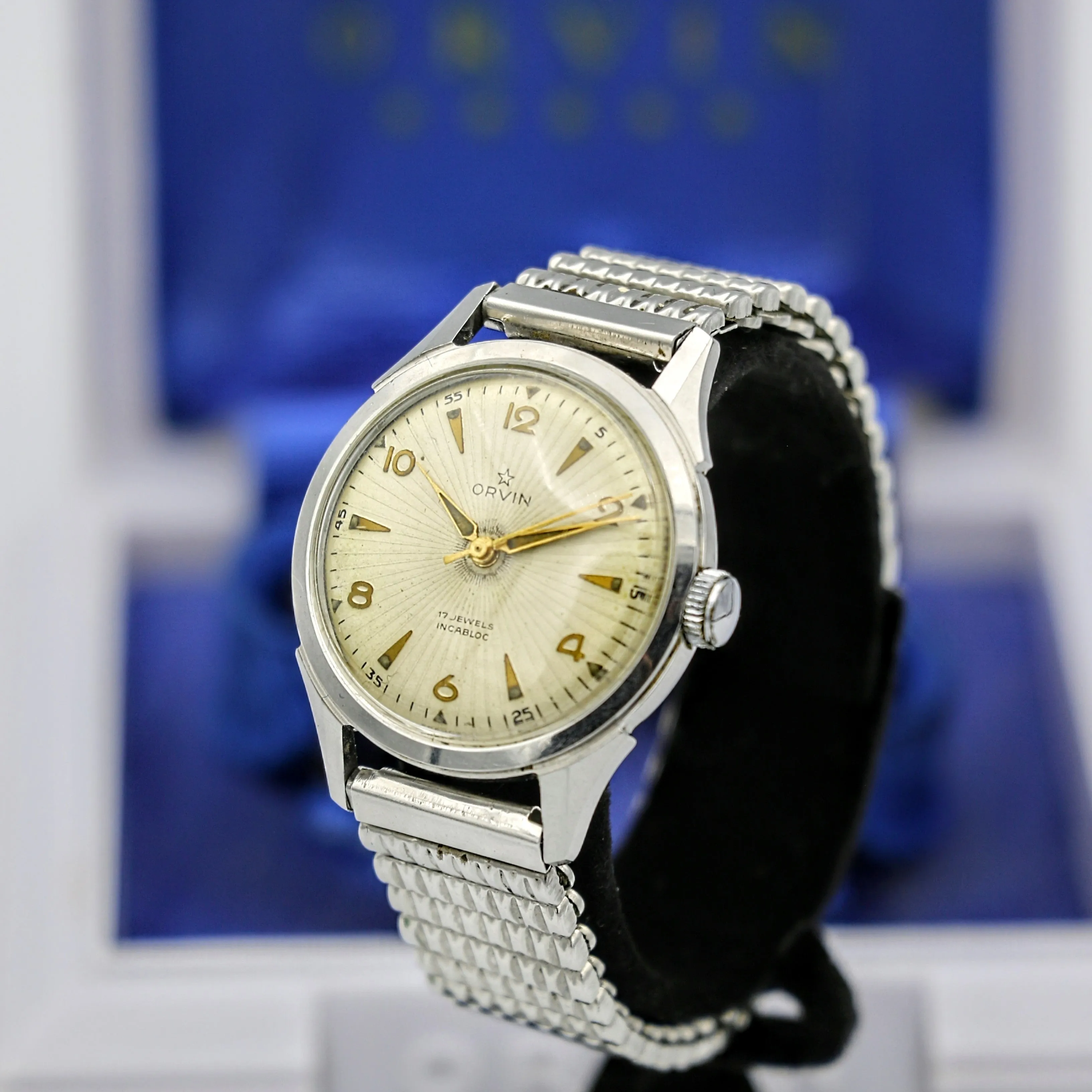 ORVIN Incabloc Watch 17 Jewels 32mm France Made Wristwatch Original Box!