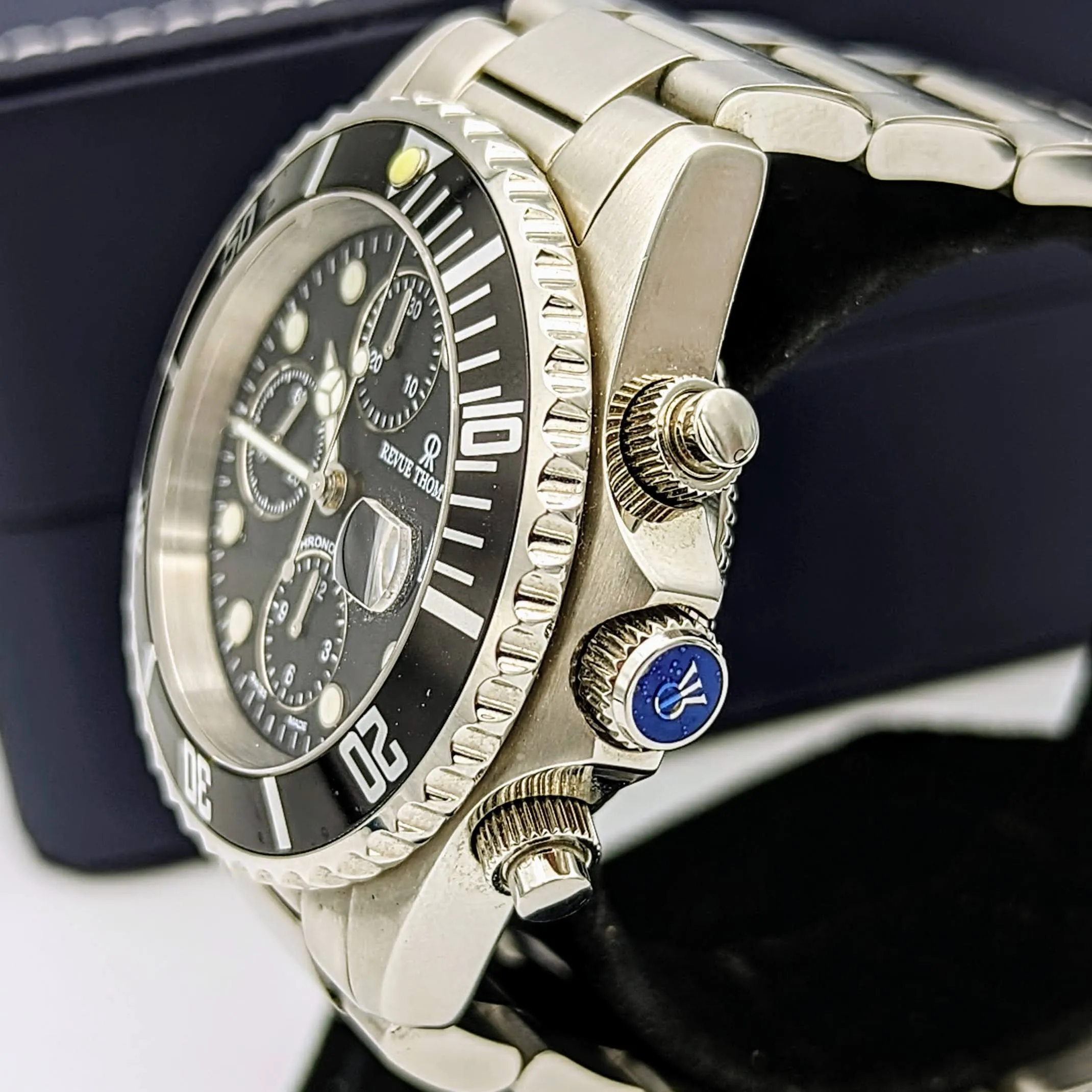 REVUE THOMMEN Diver Automatic Watch 17571.6137 Chronograph Wristwatch in BOX!
