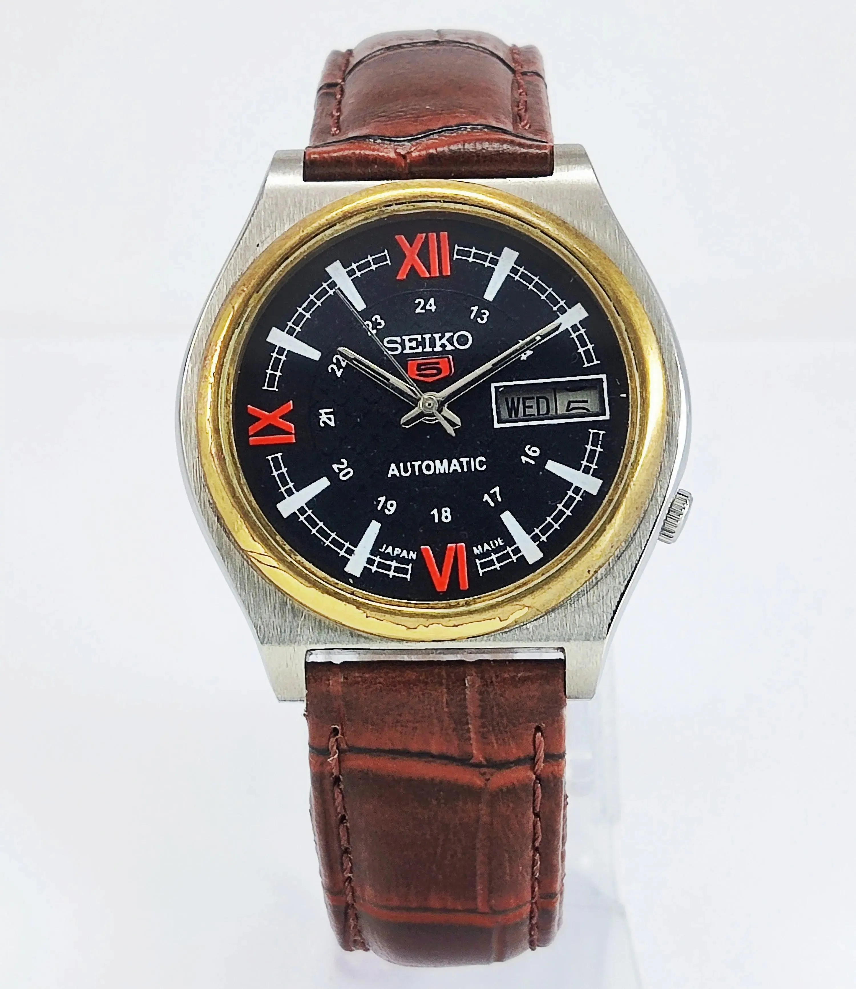 Seiko 5 Automatic-7009A Analog 17 Jewels Day Date Black Dial Men's Wrist Mechanical Watch